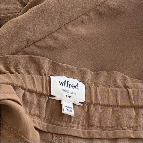 Aritzia Wilfred Allant Pants Silk Tan Neutral Tone Tapered Leg coastal grandma - Picture 3 of 3